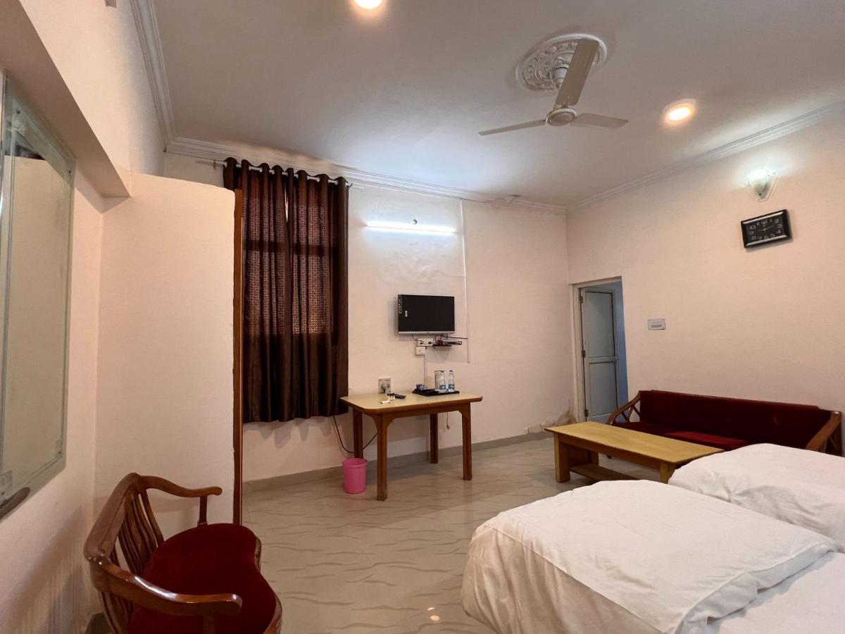 The Patel Stadium Hotel 1 Km From Bus Stand And 2 Km From Railway Station Ajmer Exterior foto